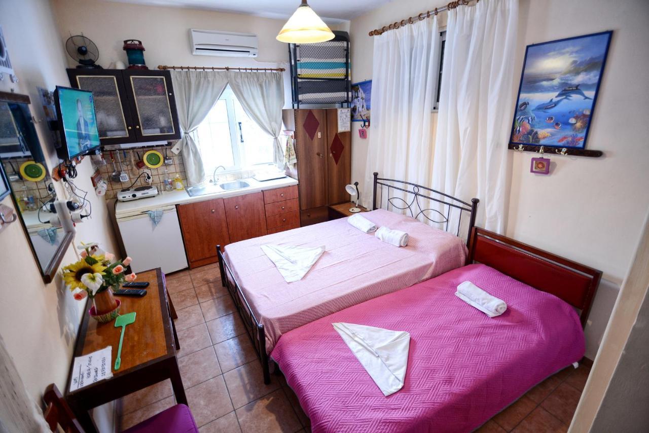 Ikaria Studios Manganítis المظهر الخارجي الصورة