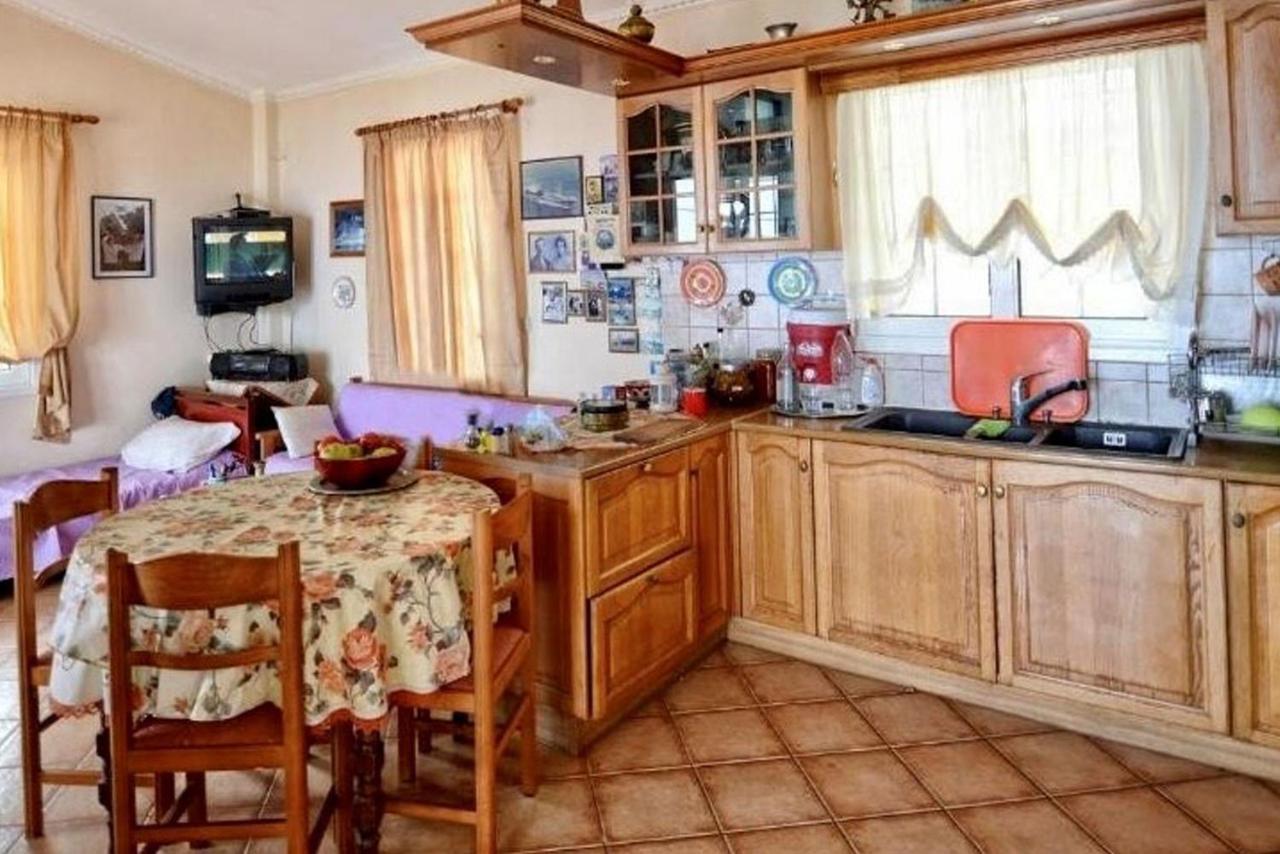 Ikaria Studios Manganítis المظهر الخارجي الصورة