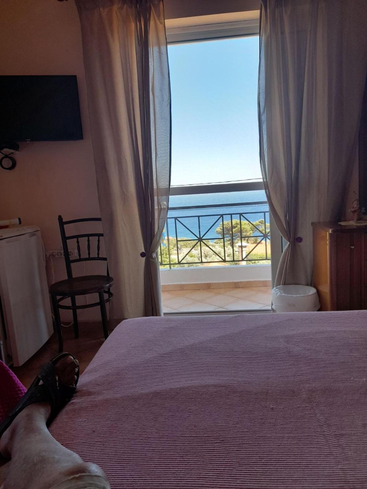Ikaria Studios Manganítis المظهر الخارجي الصورة